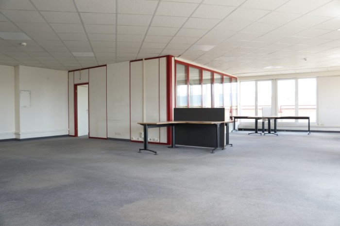 Büroräume 327 m2, Attikageschoss mit Terrasse und Aussicht, Zimeysa, Satigny